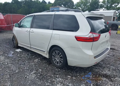 2019 Toyota Sienna Xle 8 Passenger z USA, uszkodzony, nr VIN 5TDYZ3DC3KS970276